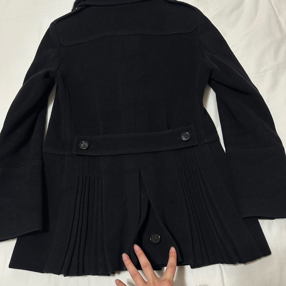Burberry Wool Coat with Fur Collar - Picture 3 of 7
